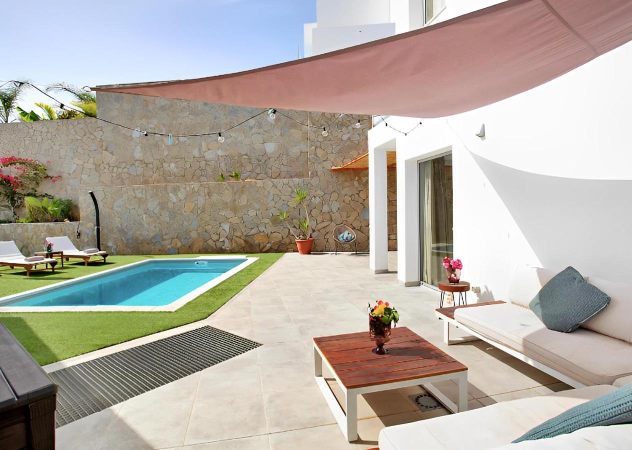 Dream Villa With Heated Pool, Rooftop & Ocean Views โมกัน ภายนอก รูปภาพ