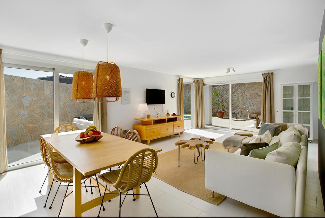 Dream Villa With Heated Pool, Rooftop & Ocean Views โมกัน ภายนอก รูปภาพ