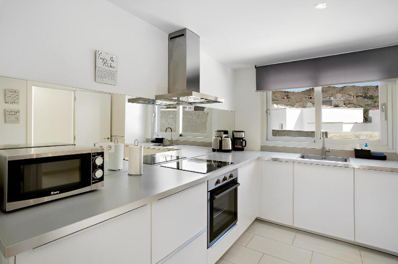 Dream Villa With Heated Pool, Rooftop & Ocean Views โมกัน ภายนอก รูปภาพ